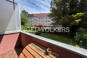 Ankommen und Wohlfühlen – Gemütliche 2-Zimmer-Wohnung mit Südbalkon – Die vollständige Adresse der Immobilie erhältst du vom Anbieter., 18057 Kröpeliner-Tor-Vorstadt, Rostock – Vorschaubild 2