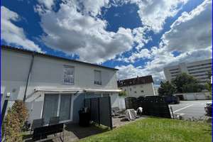 Attraktives Zuhause in Ingolstadt – Reihenmittelhaus mit Terrasse und moderner Ausstattung – Die vollständige Adresse der Immobilie erhältst du vom Anbieter., 85055 Nordost, Ingolstadt – Vorschaubild 3