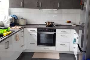 Stilvolle, vollständig renovierte 5-Zimmer-Penthouse-Wohnung mit Balkon und EBK in Heidelberg – Mombertplatz 64, 69126 Emmertsgrund, Heidelberg – Vorschaubild 9