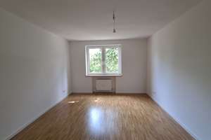 Ruhige 4-Zimmer-Wohnung – Alfred-Döblin-Straße 11, 81737 Neuperlach, München – Vorschaubild 4