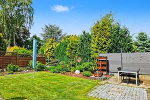 Weisweiler: Gepflegtes 3-Familienhaus mit Garten und 2 Garagen – Die vollständige Adresse der Immobilie erhältst du vom Anbieter., 52249 Eschweiler – Vorschaubild 3