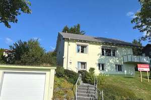 Zweifamilienhaus   -  Gartentraum - bezugsfrei, saniert & Bestlage ! – Die vollständige Adresse der Immobilie erhältst du vom Anbieter., 79822 Titisee-Neustadt – Vorschaubild 5