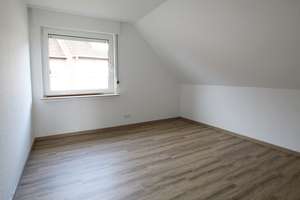 Großzügiges und modernes EFH mit überdachter Terrasse und Garage in bester Wohnlage von Bad Zw'ahn – Die vollständige Adresse der Immobilie erhältst du vom Anbieter., 26160 Bad Zwischenahn – Vorschaubild 10