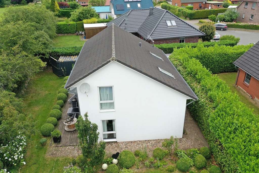 Immobilie in Wees - Stilvolles Wohnen mit Großzügigkeit und Licht – ein Zuhause zum Ankommen - Bild 2