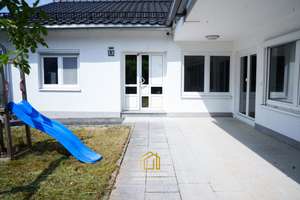 Modernisiertes Einfamilienhaus mit zwei separaten Einliegerwohnungen in attraktiver Lage