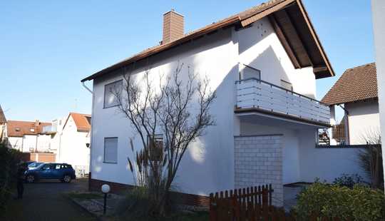 Bild von Einzugsbereites Einfamilienhaus mit Garten