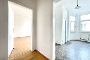 Altbaujuwel mit hohen Decken und lichtdurchfluteten Räumen! – Die vollständige Adresse der Immobilie erhältst du vom Anbieter., 30161 Mitte (Ortsteil), Hannover – Vorschaubild 2