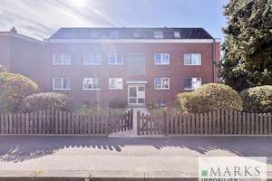 Gepflegte 2-Zimmer-Wohnung mit Balkon & TG-Stellplatz in Lübeck St. Gertrud