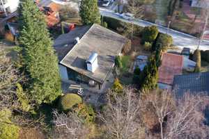 Renovierungsbedürftiges Einfamilienhaus auf schönem Grundstück – Starnberg (Kreis) – Vorschaubild 3