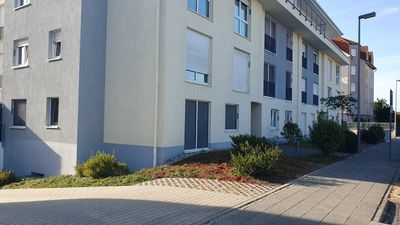 Wohnen mit Charakter: 3-Zimmer-Erdgeschosswohnung in Dietzenbach mit Garten