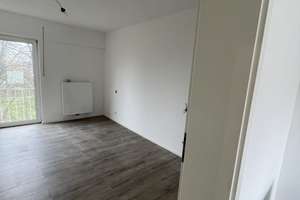 Kernsanierte Wohnung: neue EBK mit Insel, neue Fenster, Böden, Fliesen, sowie Heizung – Von-Richthofen-Straße 31, 86159 Hochfeld, Augsburg – Vorschaubild 18