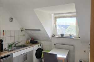 *Gemütliche 3-Zimmer Dachgeschosswohnung im Gerichtsviertel mit Gartennutzung zu verkaufen* – Schillstr. 4, 58097 Hagen – Vorschaubild 3