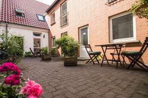Attraktive Kapitalanlage: Saniertes Kapitänshaus | 3 FEWOs – 200 m zum Ostseestrand | www.LUTTER.net – Die vollständige Adresse der Immobilie erhältst du vom Anbieter., 18119 Seebad Warnemünde, Rostock – Vorschaubild 9