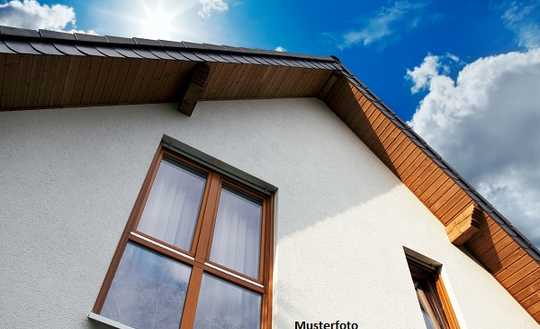 + 2-Familienhaus, Terrasse, Garten, Doppelgarage +