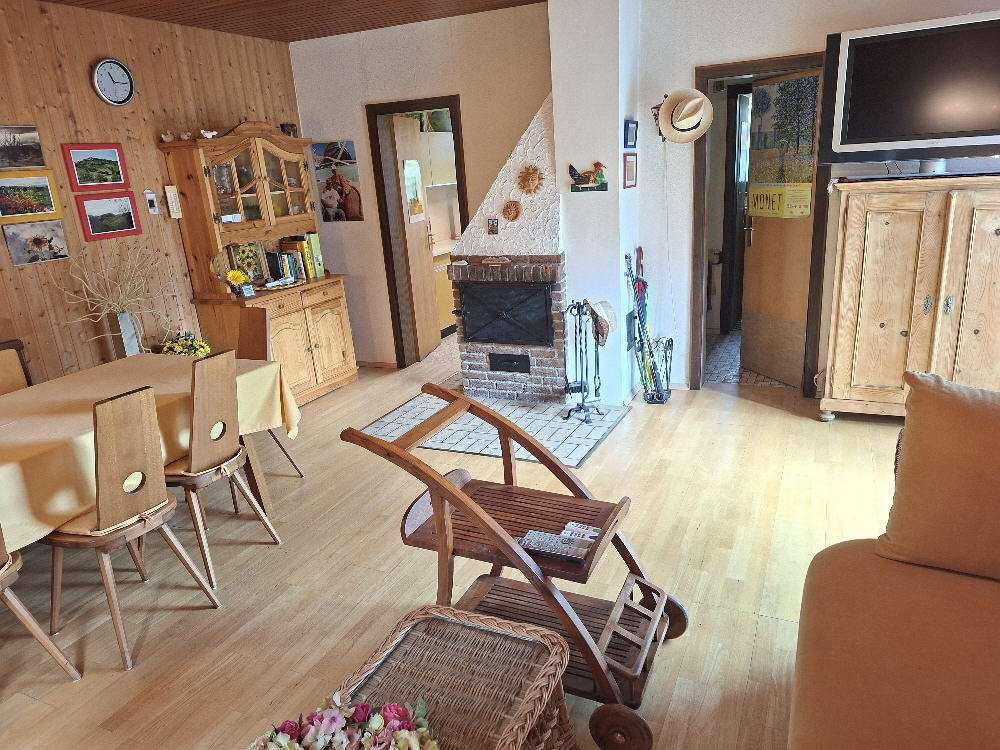 Immobilie in Biberbach - Schönes Wochenendhaus in Biberbach - Der ideale Ort für alle, die Ruhe suchen! - Bild 4