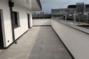 Exklusives Penthouse in bester Innenstadtlage - Luxuswohnen mit beeindruckender Dachterrasse – Zimmerstraße 16, 33602 Mitte, Bielefeld – Vorschaubild 3