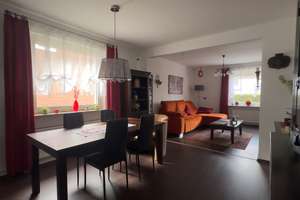 Zweifamilienhaus am Stadtrand von Wettbergen – Die vollständige Adresse der Immobilie erhältst du vom Anbieter., 30457 Wettbergen, Hannover – Vorschaubild 1