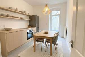 Sichere Mieteinnahmen seit 2022 – 2-Zimmer-Wohnung mit Balkon in Berlin – Klemkestraße 120, 13158 Niederschönhausen, Berlin – Vorschaubild 1