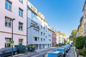 Großzügiges Wohnglück: 4-Zimmer-Erdgeschosswohnung mit eigener Terrasse!