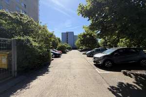 ++Attraktive 2 Zimmerwohnung  mit Aufzug - Gute Infrastruktur++ – Die vollständige Adresse der Immobilie erhältst du vom Anbieter., 13057 Neu-Hohenschönhausen, Berlin – Vorschaubild 4