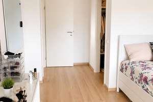 Großzügiges Einfamilienhaus mit Potential zur einfachen Umwandlung in ein Zweifamilienhaus – Die vollständige Adresse der Immobilie erhältst du vom Anbieter., 82194 Gröbenzell – Vorschaubild 10