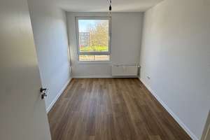 Moderne 3-Zimmer-Wohnung mit Balkon! – Spinozastr. 18, 45279 Freisenbruch, Essen – Vorschaubild 3