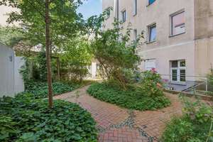Attraktive Remisenwohnung – Kapitalanlage mit Perspektive – Die vollständige Adresse der Immobilie erhältst du vom Anbieter., 12163 Steglitz, Berlin – Vorschaubild 2