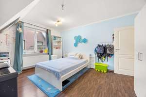  Stilvolle Maisonette inklusive KFZ-Stellplätzen und hochwertiger Küche in Bestlage von Sasel – Die vollständige Adresse der Immobilie erhältst du vom Anbieter., 22393 Sasel, Hamburg – Vorschaubild 8