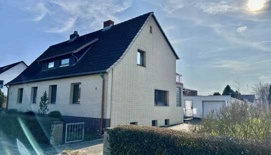 Bild von Doppelhaushälfte mit großem Garten, Garage, Dachterrasse und Sauna in Fallersleben