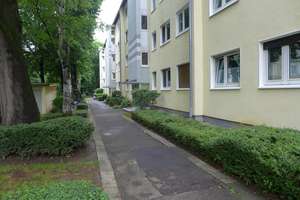 Bonn-Duisdorf. vermietete Kapitalanlage. 3 ZKB Blk. - PROVISIONSFREI!