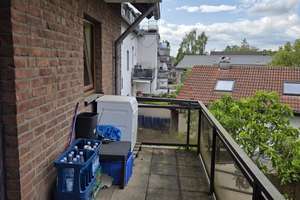 Wohnen mit Charakter: 3-Zimmer-Wohnung in Düsseldorf-Lichtenbroich mit drei Balkonen und Kamin – Die vollständige Adresse der Immobilie erhältst du vom Anbieter., 40472 Lichtenbroich, Düsseldorf – Vorschaubild 11