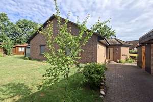 Außergewöhnlich und individuell ist dieser Bungalow in Wesendorf – Die vollständige Adresse der Immobilie erhältst du vom Anbieter., 29392 Wesendorf – Vorschaubild 2