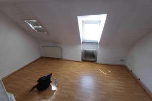 Hübsche Lage,Küchenveranda,Duschbad,EBK alt,Gartennutzung,Keller,Zuschuss neuer Boden möglich – Ypernstraße 5, 70374 Im Geiger, Stuttgart – Vorschaubild 5