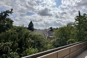 Helle 3,5-Zimmer-Dachgeschosswohnung mit großem Balkon – ruhig gelegen in Heilbronn-Biberach – Brunnenstraße 18, 74078 Biberach, Heilbronn – Vorschaubild 2