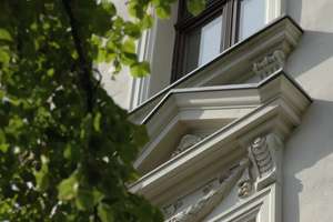 Leipzig-Gohlis – Vermietete 2-Zimmer-Wohnung mit Aufzug & Einbauküche | 71 m² | solide Kapitalanlage – Michael-Kazmierczak-Strasse 26, 4157 Gohlis-Mitte, Leipzig – Vorschaubild 2