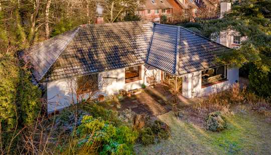 Bild von Großzügiges Grundstück in Rissen