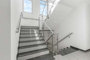 2-Zimmer-Neubauwohnung in beliebter Lage von HH-Meiendorf – Die vollständige Adresse der Immobilie erhältst du vom Anbieter., 22145 Rahlstedt, Hamburg – Vorschaubild 3