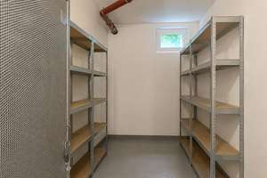 Bezugsfrei: 4-Zimmer-EG-Wohnung mit Terrasse, 2 Bädern, 3 Schlafzimmern & TG-Stellplatz – 60486 Bockenheim, Frankfurt am Main – Vorschaubild 11