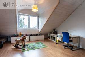 **Bezugsfreies Energiesparhaus auf 4 Ebenen in Langwied** – München – Vorschaubild 10