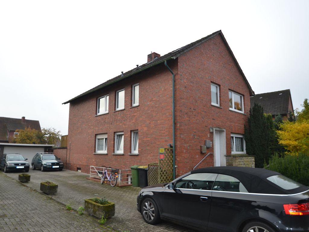 ++Foppe Immobilien++ Klassisches Zweifamilienhaus mit