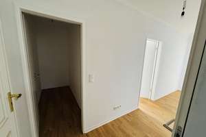 Über den Dächern zuhause: Modernisierte Wohnung mit Balkon im 5. Obergeschoss – 64287 Darmstadt-Ost, Darmstadt – Vorschaubild 11
