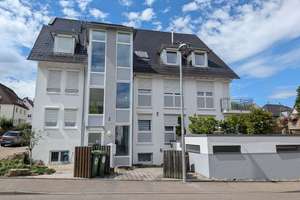 Lichtdurchflutete Maisonettewohnung mit Galerie, Balkon & Einzelgarage in gepflegter Wohnlage – 70439 Stammheim-Süd, Stuttgart – Vorschaubild 13