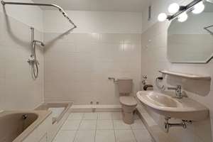 Property thumbnail 7