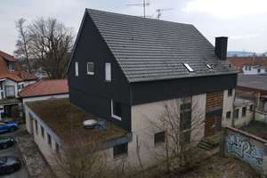 Moderner Gebäudekomplex mit 3 Wohnungen + Gewerbe zum sanieren - 12,5% Rendite möglich – Die vollständige Adresse der Immobilie erhältst du vom Anbieter., 31195 Lamspringe – Vorschaubild 2