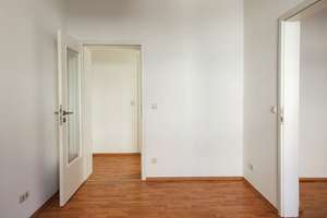 Mit Video: Single-Wohnung mit Duschbad und Mini-Küche – Otto-Richter-Straße 6 b, 39116 Sudenburg, Magdeburg – Vorschaubild 3
