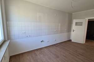 Citynah , ruhig und neuwertig! Top 3,5 Raum EG-Wohnung in begehrter und zentraler Lage! – Sedanstraße 21, 45138 Südostviertel, Essen – Vorschaubild 6