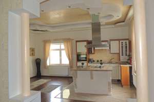 HOCHWERTIG SANIERTE VILLA MIT 6 WOHNUNGEN 6 PKW-STELLPLÄTZE UND 1 GARAGE IN RS-BLIEDINGHAUSEN – Burgerstraße 76, 42859 Zentralpunkt, Remscheid – Vorschaubild 23