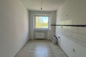 4 Zimmerwohnung mit Blick ins Grüne, Balkon und Gäste WC – Karlsruher Straße 11, 30519 Mittelfeld, Hannover – Vorschaubild 5