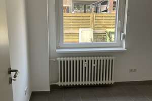 Helle 3-Zimmer Wohnung mit Balkon im EG in Oberhausen-Osterfeld-Ost – Emsstraße 21, 46117 Osterfeld-Ost, Oberhausen – Vorschaubild 4