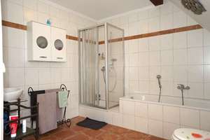 Großzügige 4-Zimmer-Dachgeschosswohnung mit 2 Balkonen in Leverkusen-Schlebusch! – Die vollständige Adresse der Immobilie erhältst du vom Anbieter., 51375 Schlebusch, Leverkusen – Vorschaubild 9